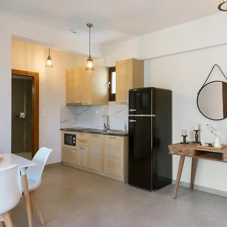 Melia Luxury מלון דירות 4*