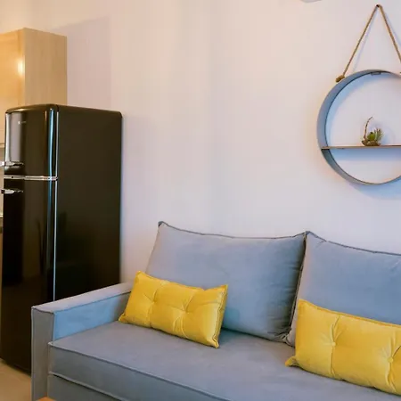 Melia Luxury מלון דירות 4*