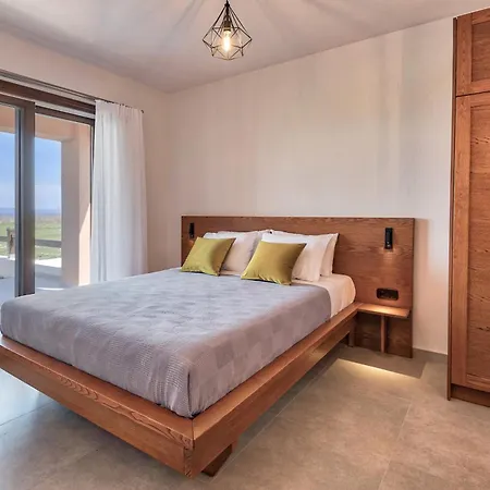 Melia Luxury شقة فندقية إيريسوس